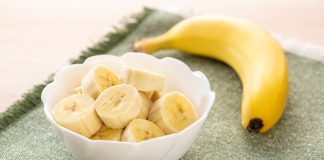 7 Reasons You Should Eat Bananas Every Week